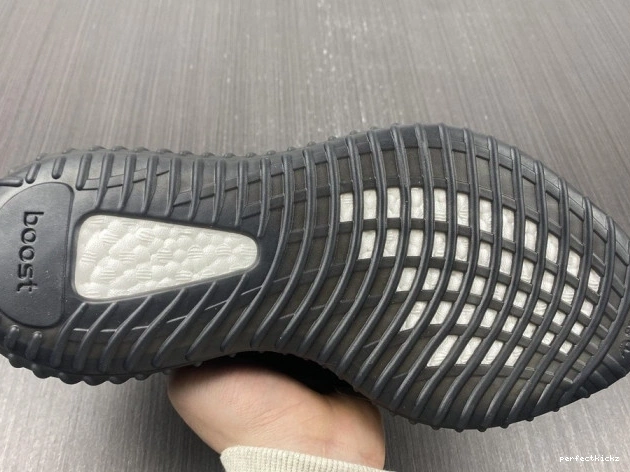 GY7164 Adidas Dazzling 350 V2 Yeezy Blue Boost 0722